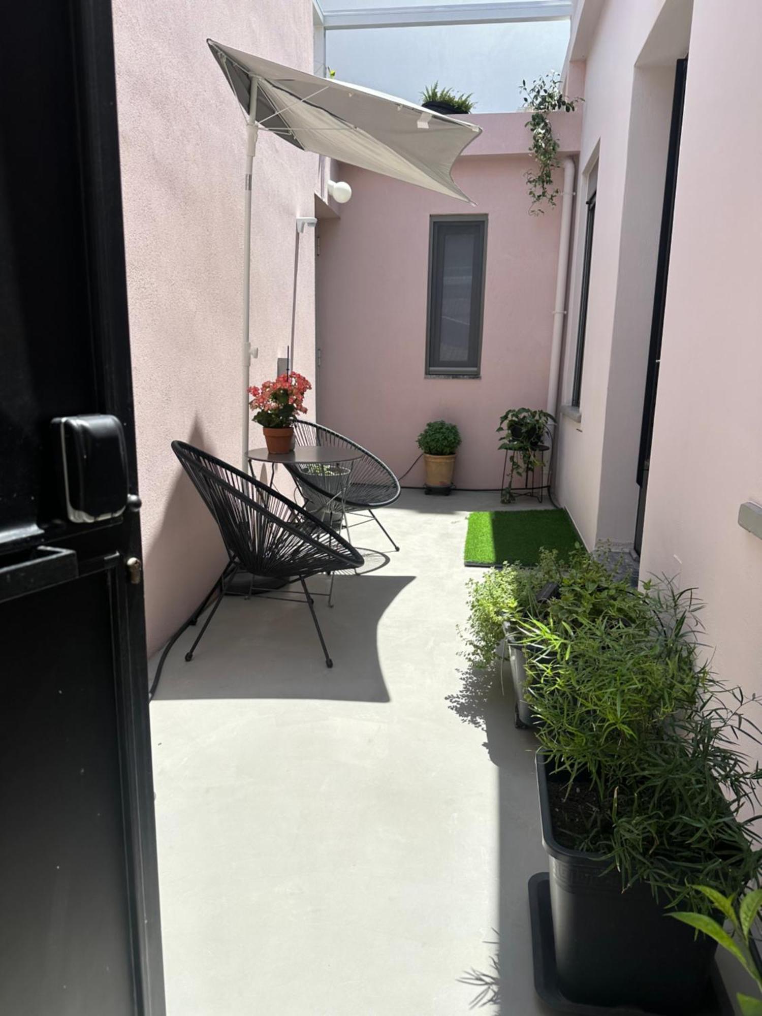 Stone Guest House In The City Heraklion Exteriör bild